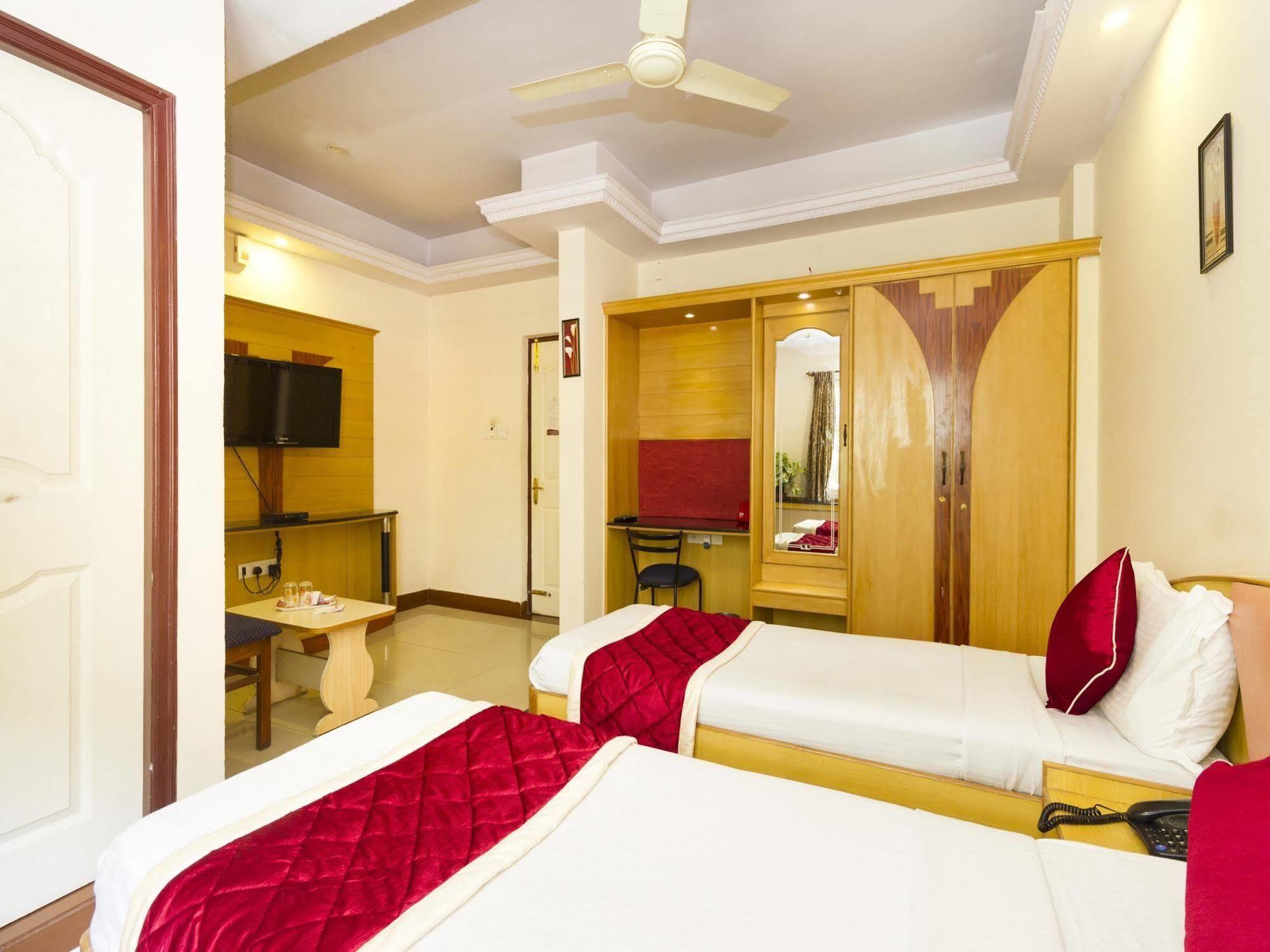 Oyo 331 Hotel Skanda Shelters Bengaluru Kültér fotó