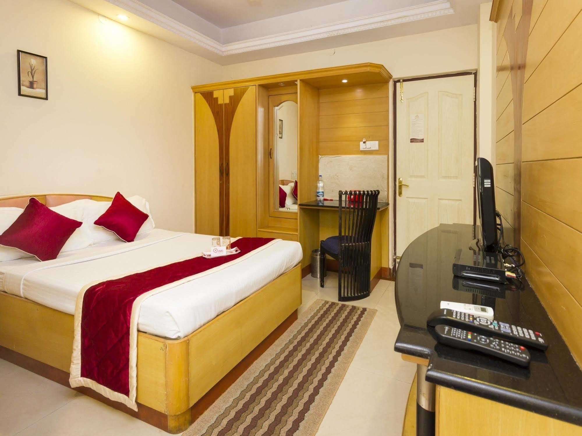 Oyo 331 Hotel Skanda Shelters Bengaluru Kültér fotó